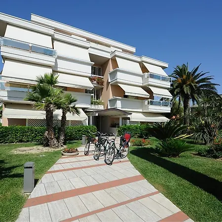 Le Palme Апарт-отель 3*