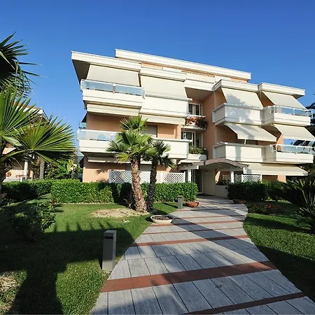 Ξενοδοχείο με διαμερίσματα Le Palme Grottammare