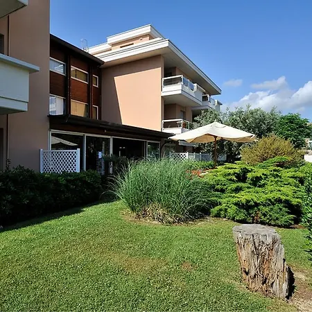 Le Palme Apartmanhotel Grottammare