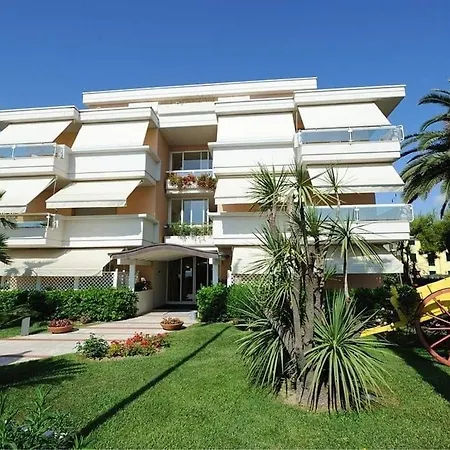 Le Palme Aparthotel Grottammare